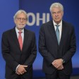Archivo - Luis Amodio, presidente ejecutivo de OHLA, y Mauricio Amodio, vicepresidente ejecutivo