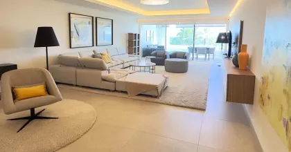 Wohn in Estepona, Málaga - 2.350.000 euro