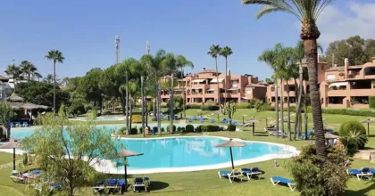 Vivienda en Estepona, Málaga - 1.350.000 eur